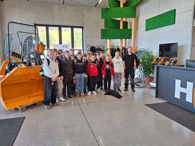 k-WhatsApp Image 2025-11-12 at 12.06.47